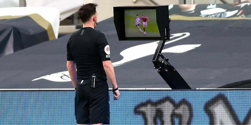 Ảnh hưởng của công nghệ VAR đến cá cược