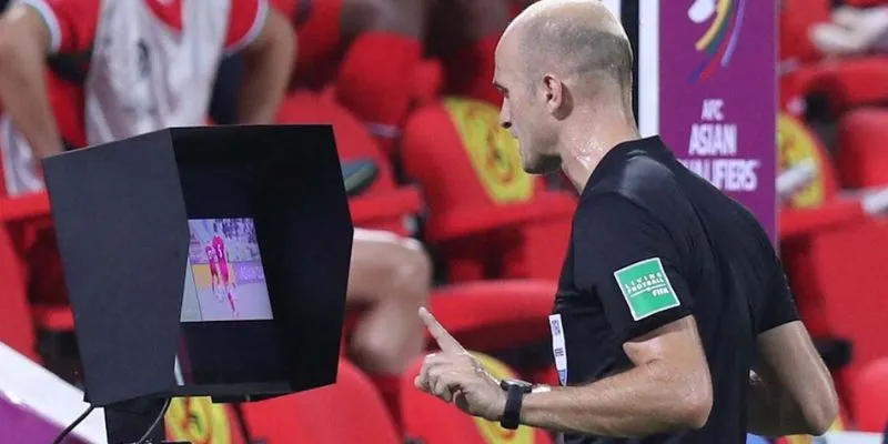 Khám phá những lưu ý về VAR khi cá cược